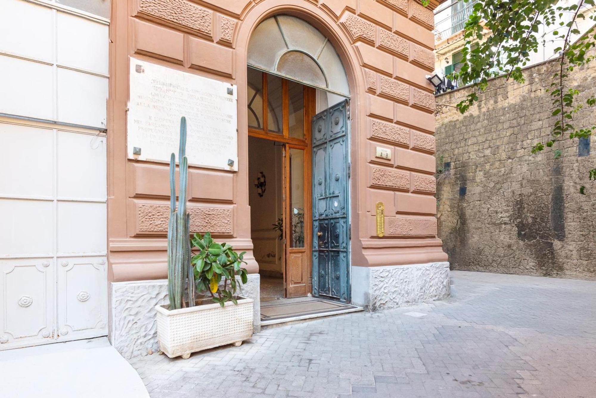 B&B Le Stanze Dei Mille Neapol Exteriér fotografie